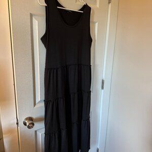 White Mark, Women's Scoop Neck Tiered Midi Dress, Black, X-Large